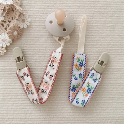 Attache tétine fleur | Jolie - Havre Bébé