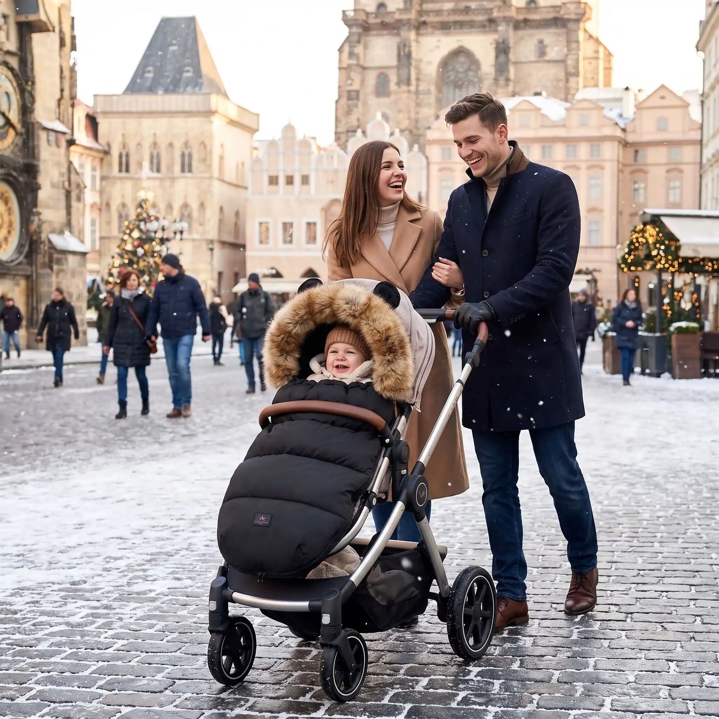 bébé dans chanceliere bebe imperdoux en ville avec sa famille