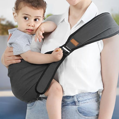 bébé dans porte bébé ergoélégance avec maman
