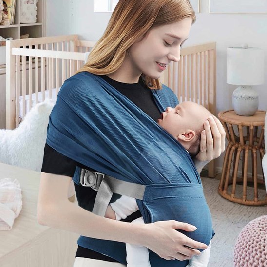 bebe dort en écharpe de portage élégance ergonomique avec maman