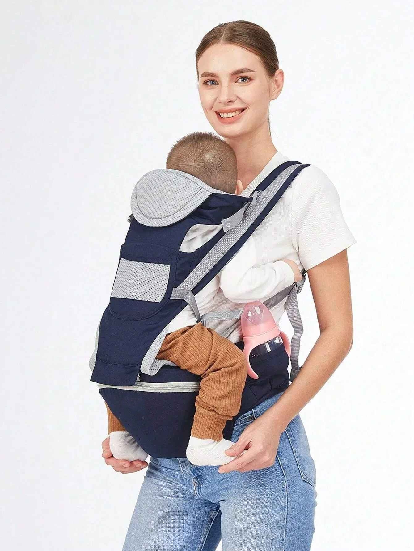 bébé en position ventrale dans porte-bébé physiologique comfortplus