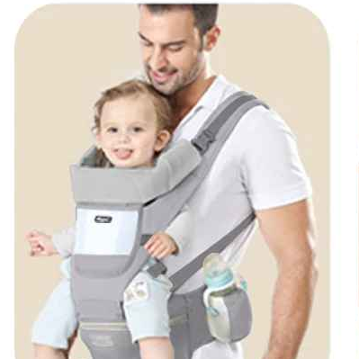 bébé en porte bébé physiologique respirant