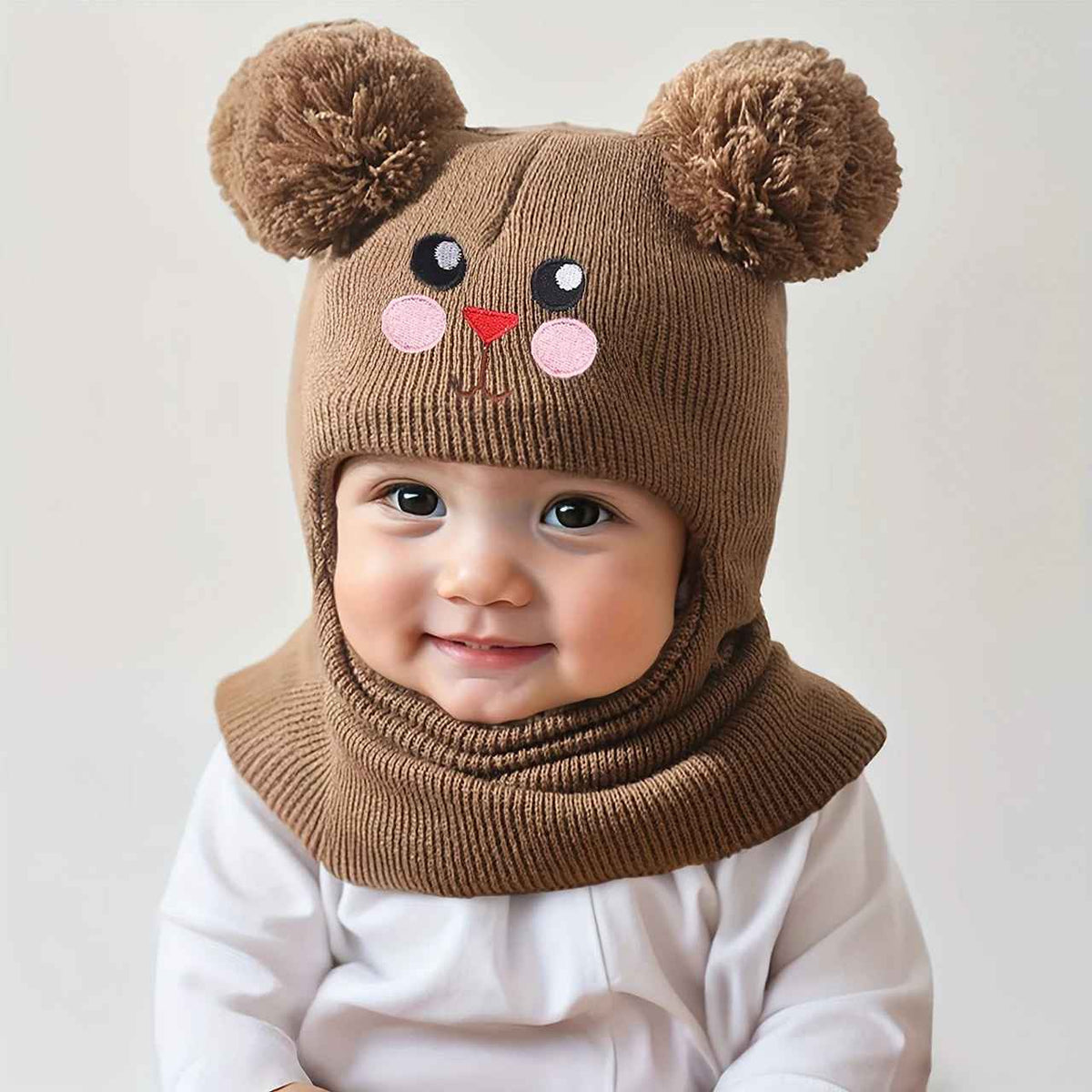 bébé porte cagoule laine enfant doudou