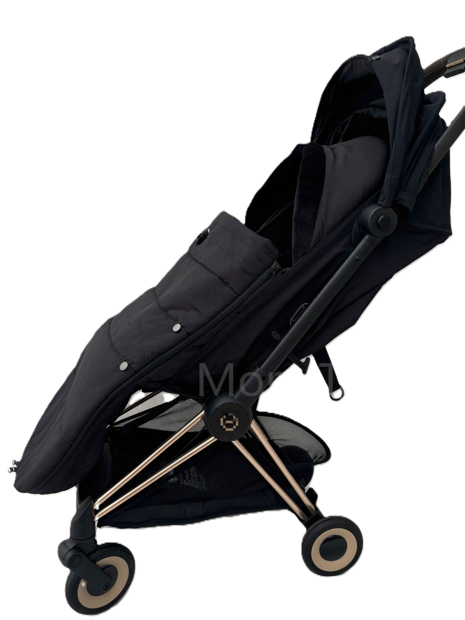 chanceliere cosy hiver velours confort fixée sur la poussette