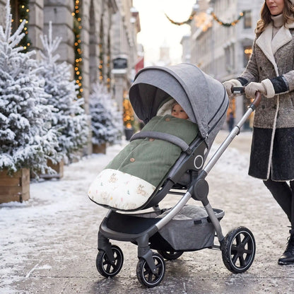 chanceliere cosy hiver velours doux avec bébé en ville avec maman
