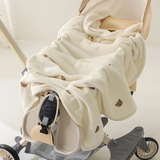 couverture poussette hiver babysoft sur la poussette