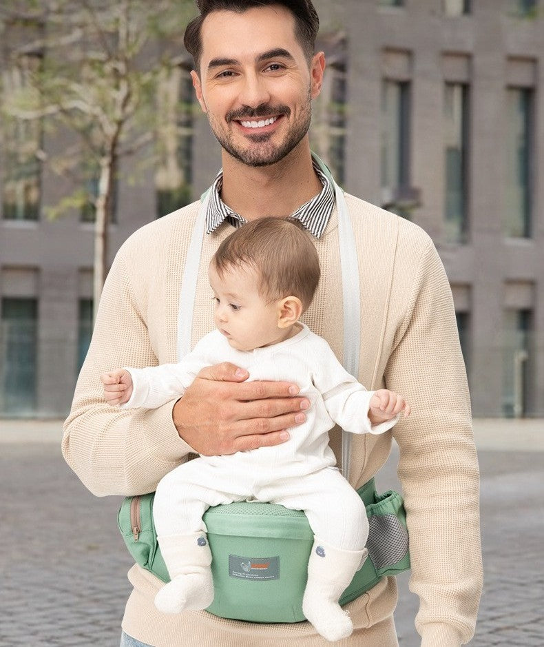 porte bébé ergonomique airgreen avec bébé et papa