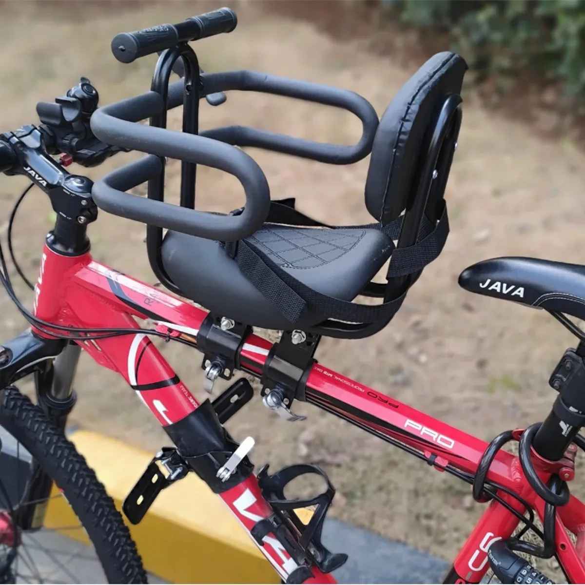porte bebe velo avant aventure family fixé sur le vélo